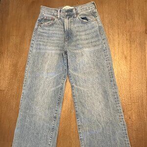 ARITZIA FARRAH JEANS - SIZE 24 - WORN ONCE
